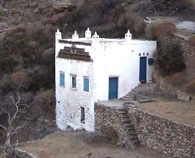 PIGEON'S HOUSE - VIEW OF TRADITIONAL CYCLADIC PIGEON'S HOUSE IN SIFNOS